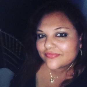 Meet your Posher, Dee